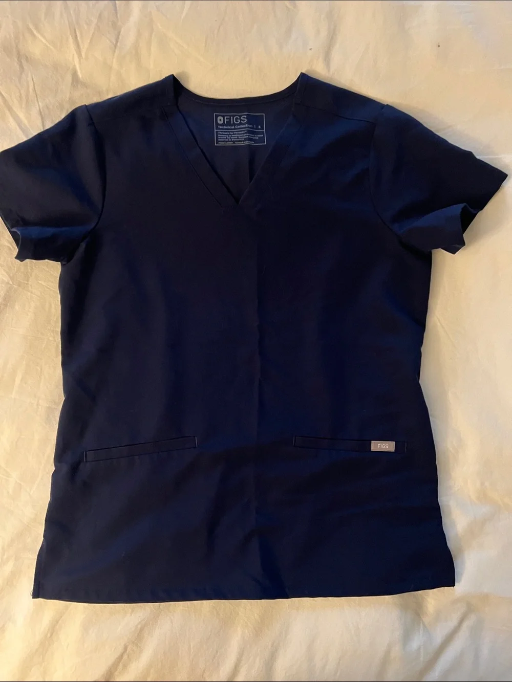 Figs Navy scrub set